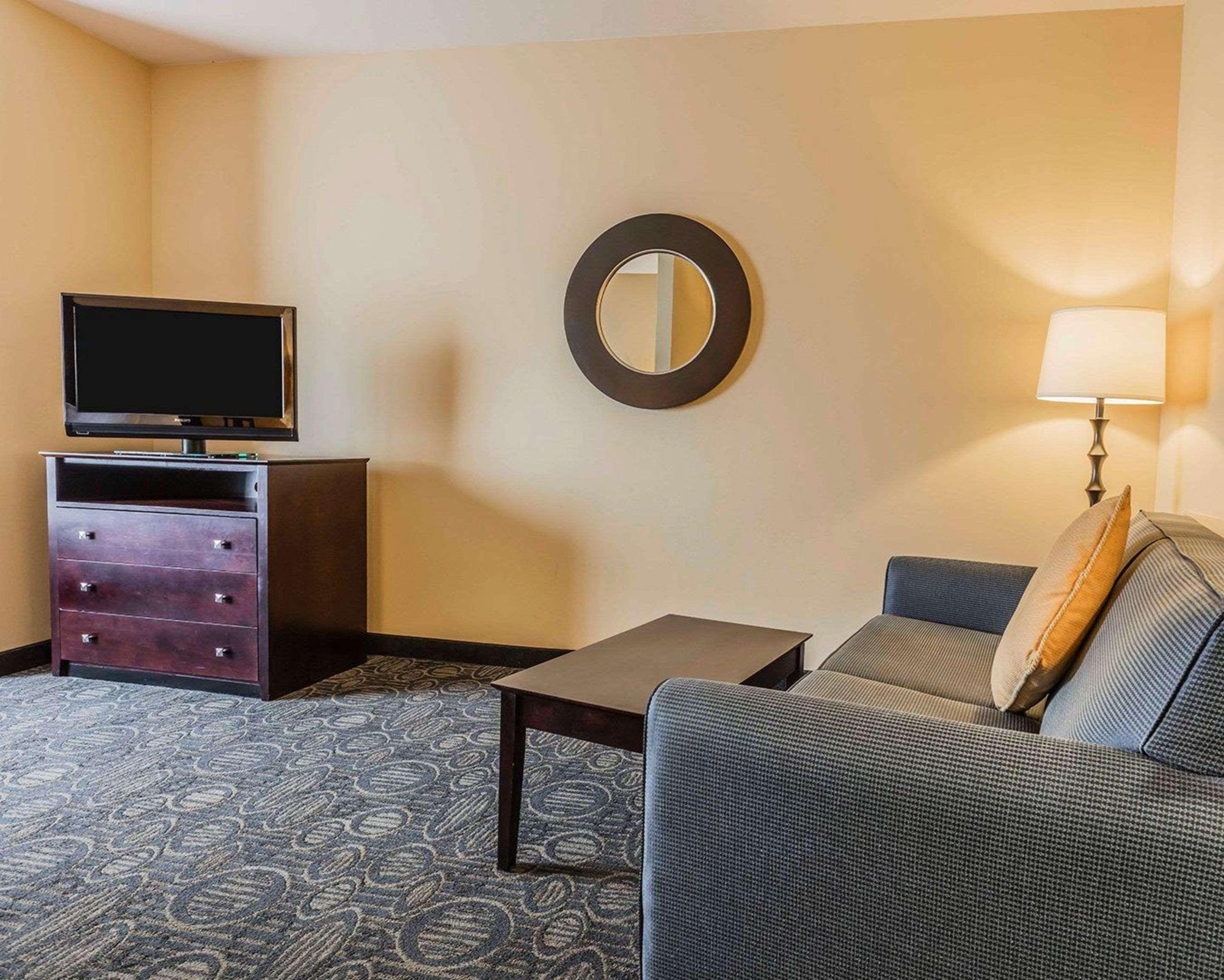Comfort Suites Pell City I-20 Exit 158 Esterno foto