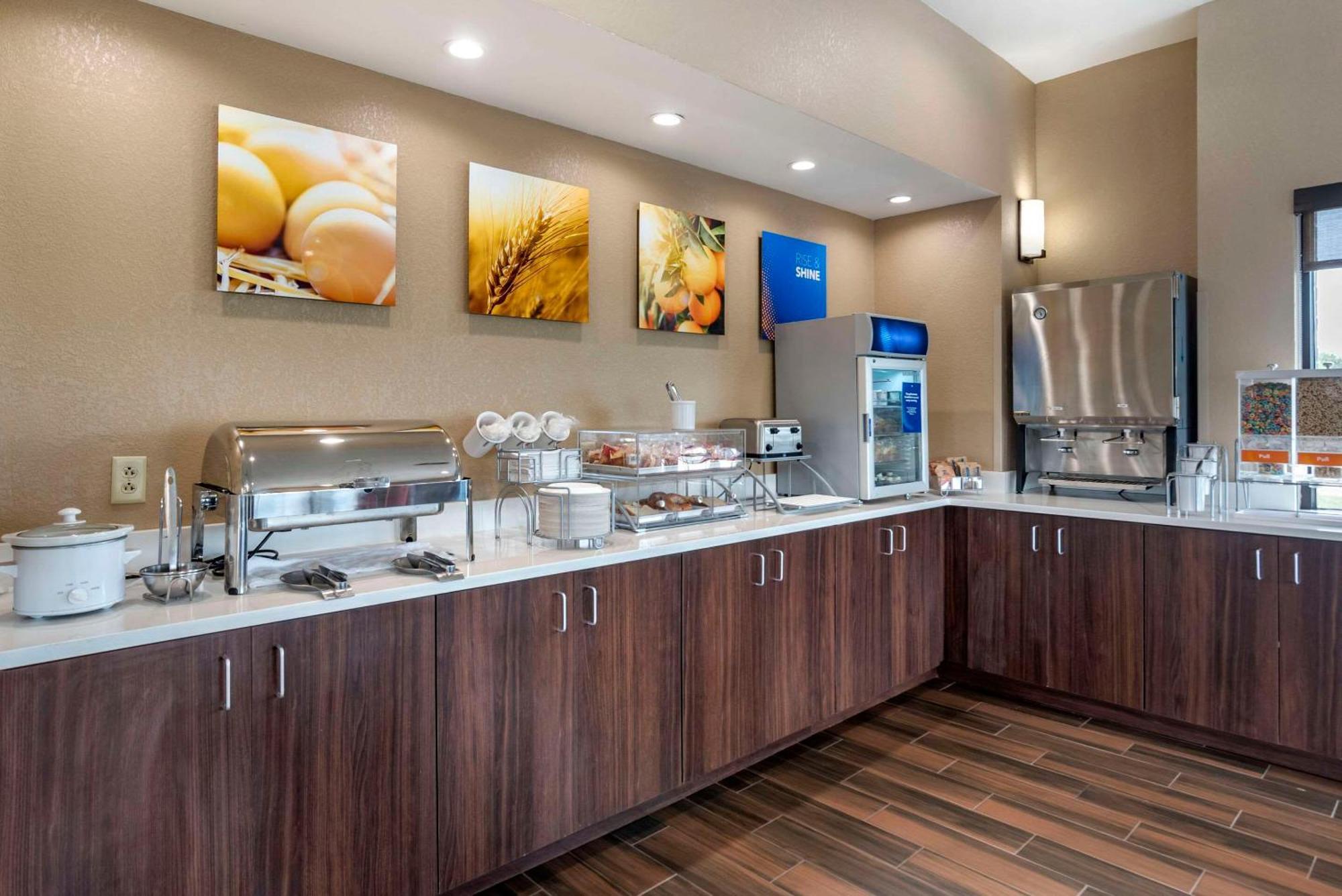 Comfort Suites Pell City I-20 Exit 158 Esterno foto
